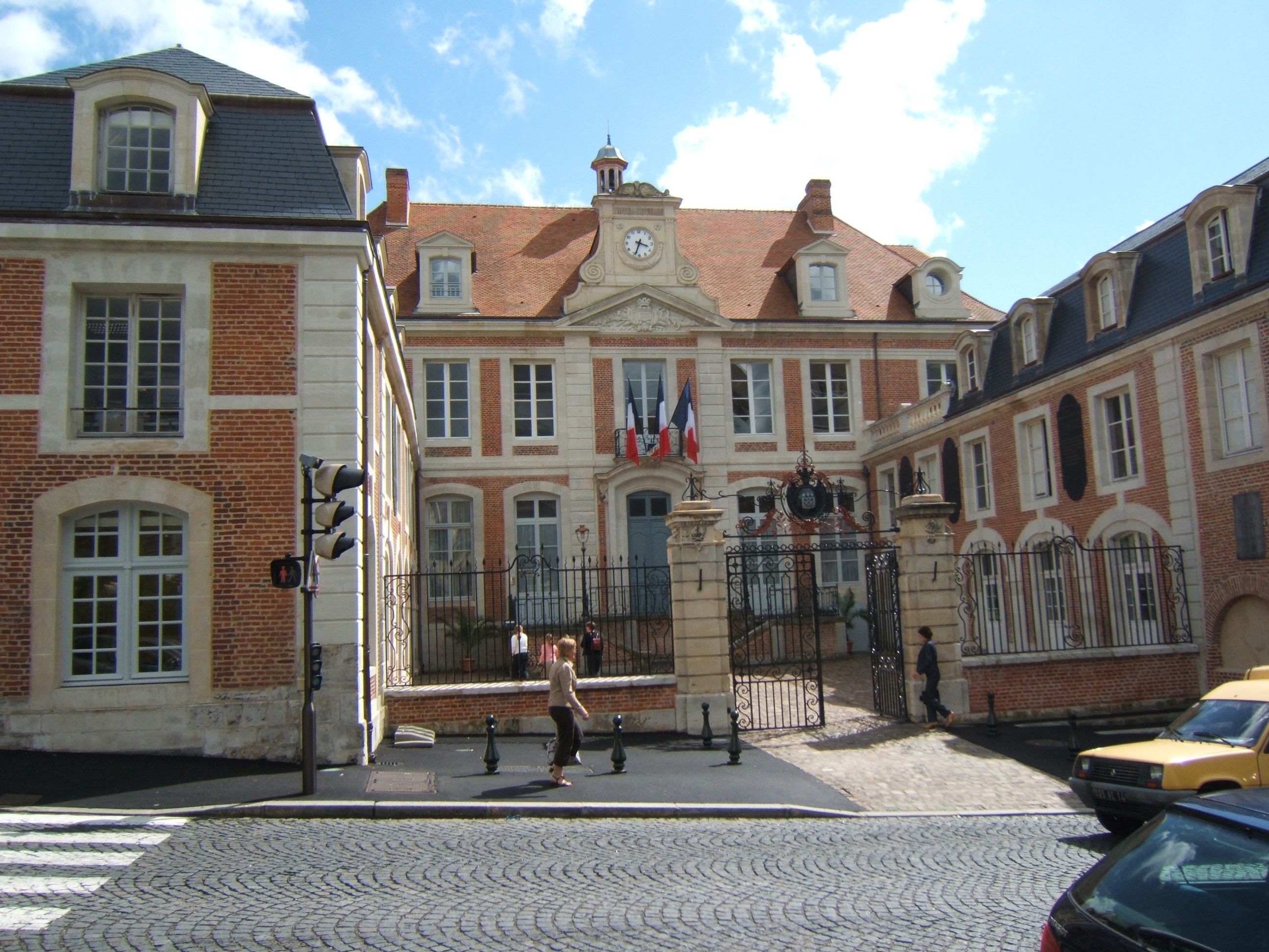 Mairie de Lisieux - vue 2